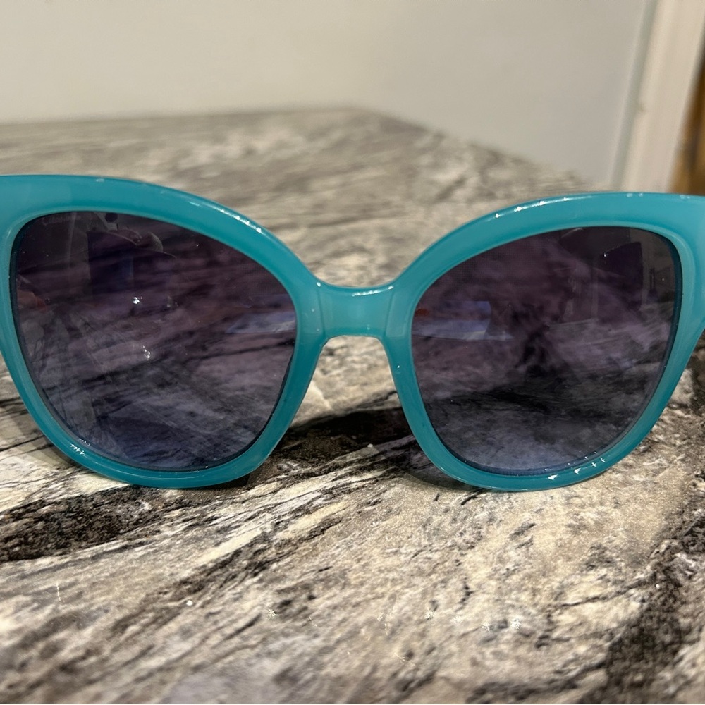 Circus by Sam Edelman Teal Sunglasses - Picture 3 of 16